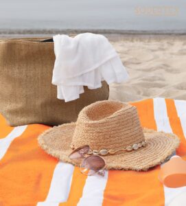 fouta et sac à personnaliser sur une plage