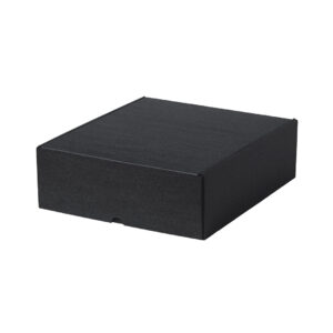 Boîte en carton noire